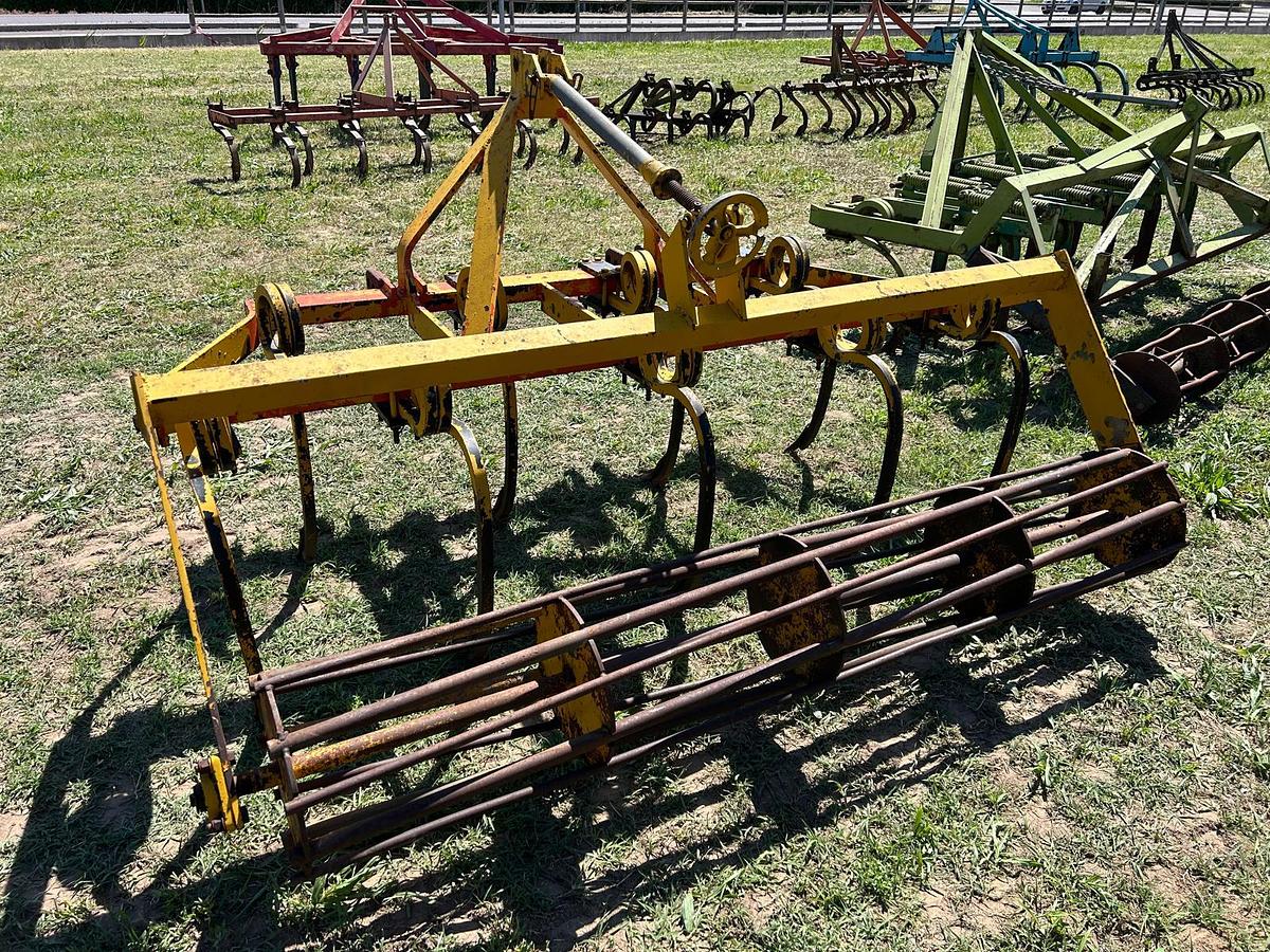 Usato Coltivatore estirpatore 9 ancore