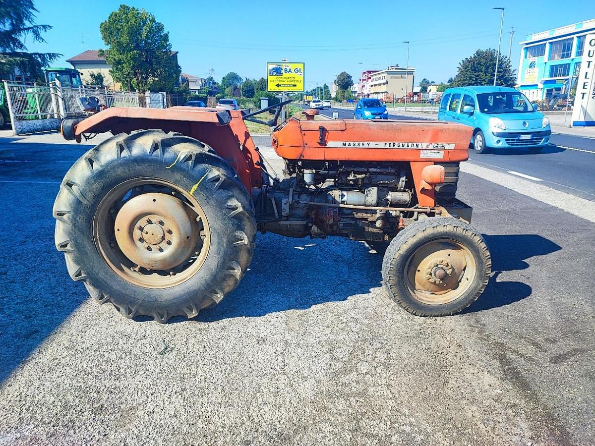 Usato Massey Ferguson 155-distr idraulici