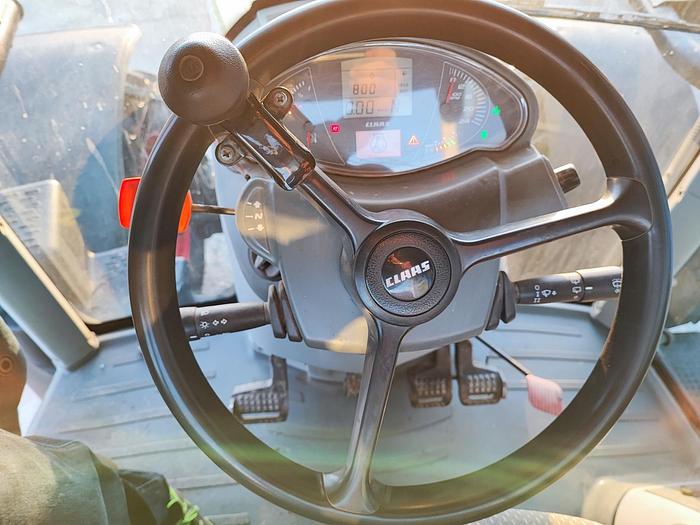 Usato Claas Arion 530 - soll. anteriore - PTO anteriore