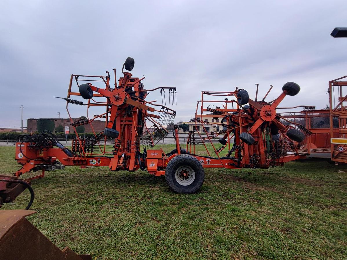 Usato Ranghinatore/Andanatore Kuhn GA15021