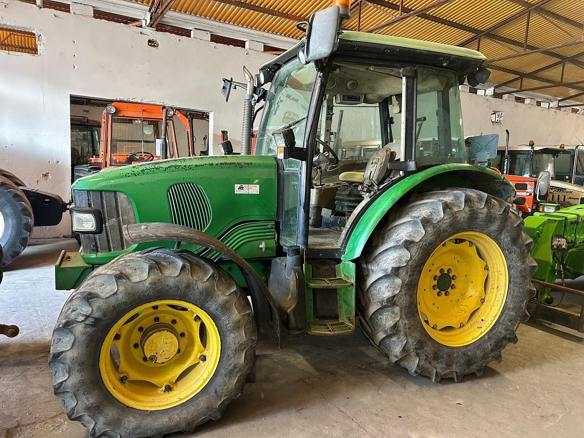 Usato John Deere 5620-fr aria 140q