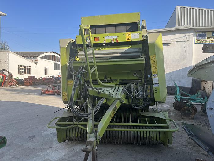 Usato Rotopressa Claas Variant 180 anno 2009