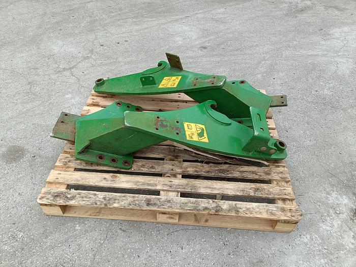 Usato Caricatore John Deere 583 con staffe e joystick