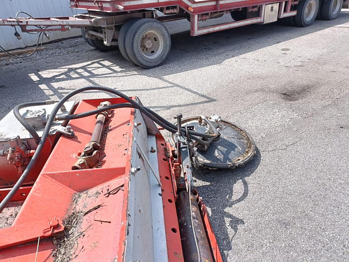 Usato Trincia con ruota interfilare da 2,20 m