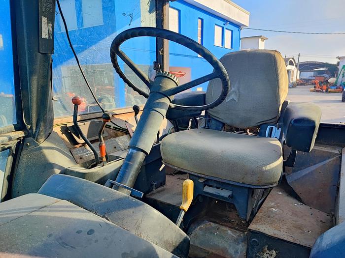 Usato John Deere 4240 DT - CV 130 - cabina con clima