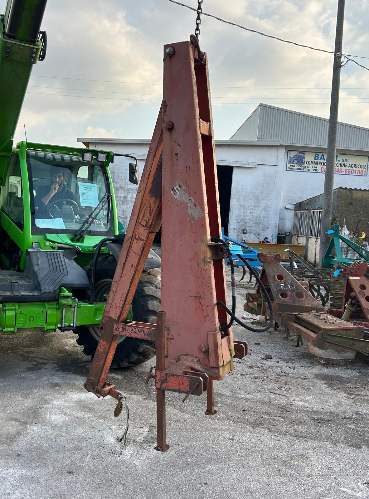 Usato Braccio al 3 punto con gancio per sacconi