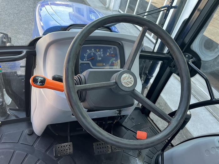 Usato New Holland TD 5.95-anno 2014-caricatore MX U8