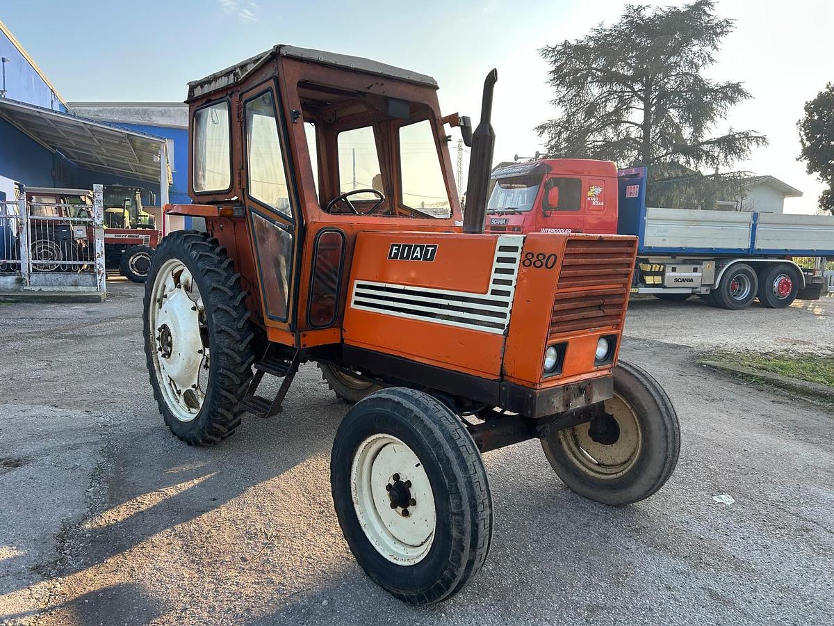 Usato fiat 880 con idroguida