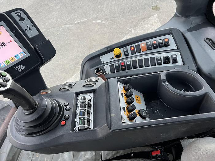 Usato JCB Fastrac 8250 V Tronic- anno 2010