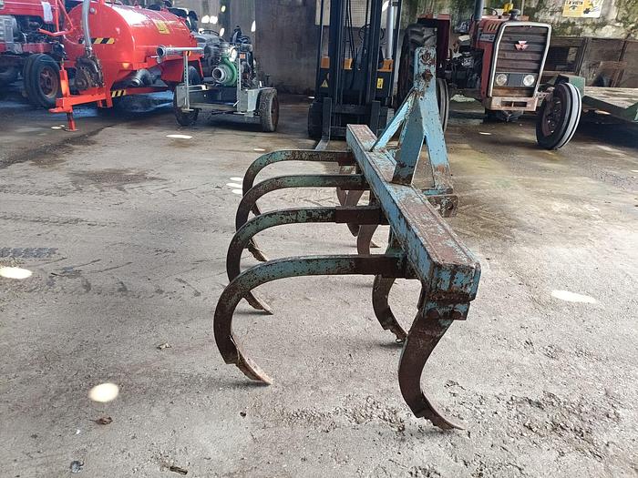 Usato Estirpatore a 9 ancore da 2m