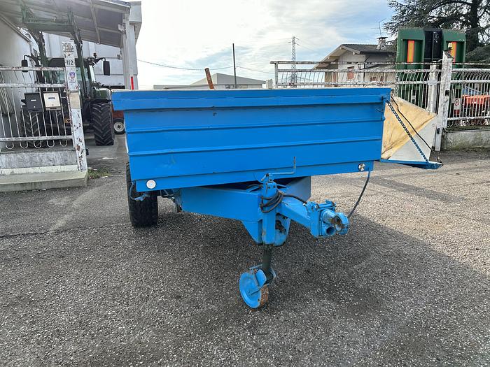 Usato Rimorchio agricolo Bogoni trazionato