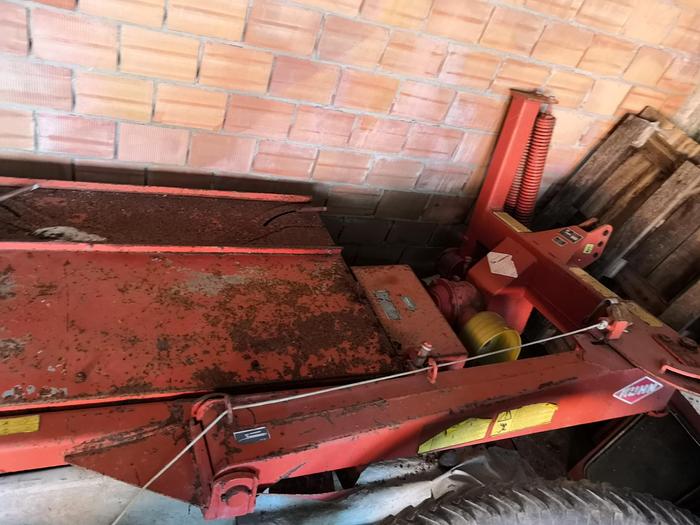 Usato KUHN FC 202 R anno 1998 con condizionatore