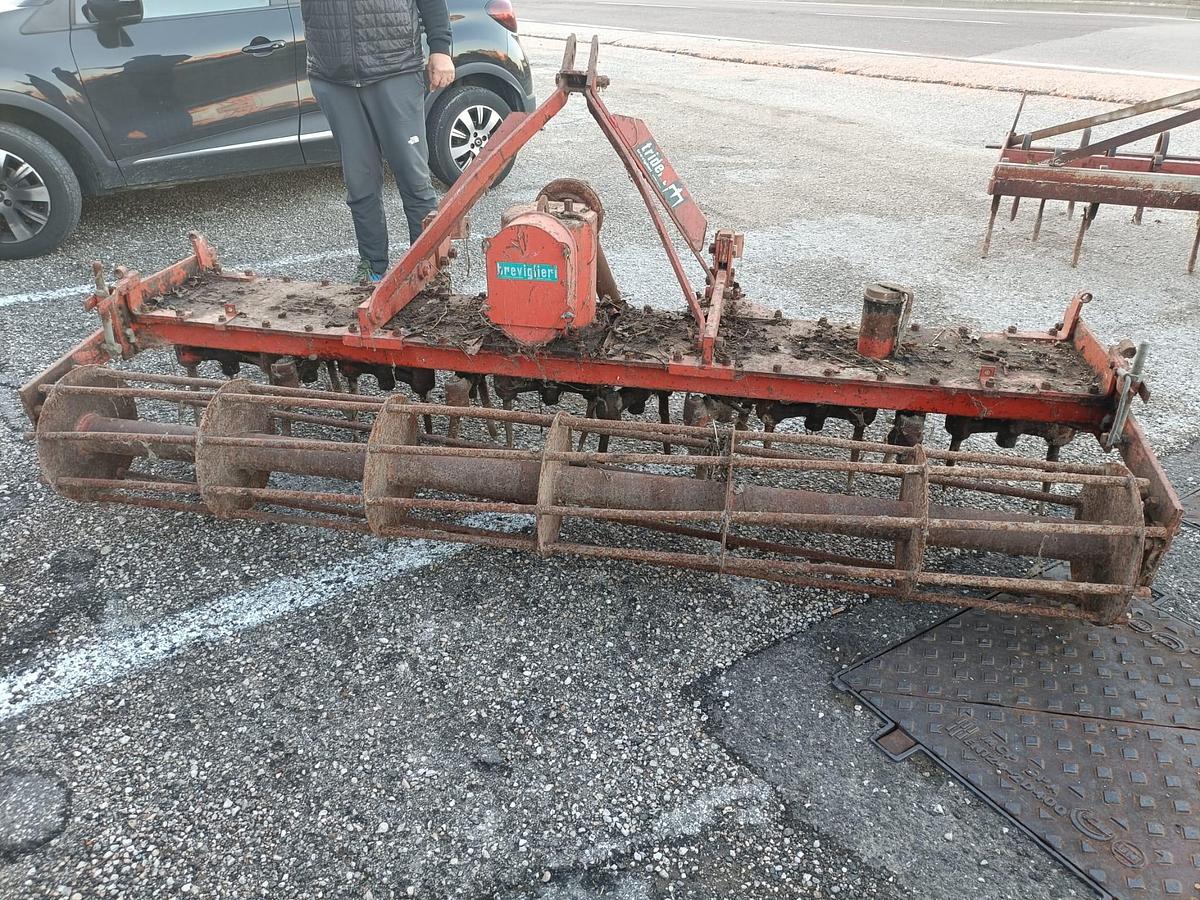 Usato Erpice rotante Breviglieri mod. TV 250 con rullo a gabbia