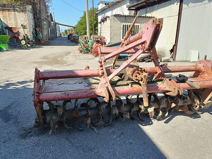 Usato Fresa con rullo a spuntoni da 2,70m