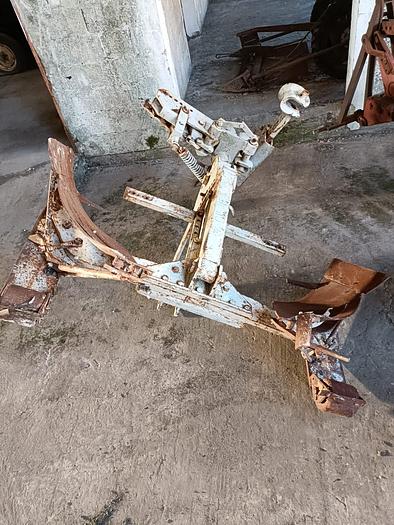 Usato Aratro monovomere Er.Mo