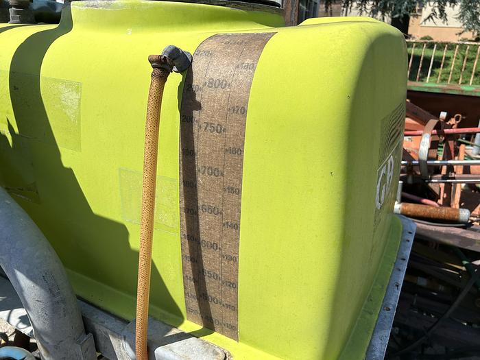 Usato Botte diserbo GB tutta elettroidraulica 900 litri