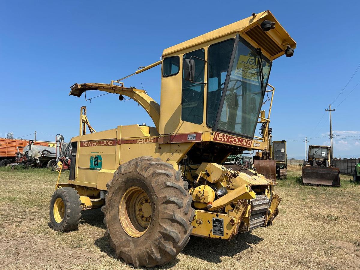 Usato Trincia New Holland 1905 con barra