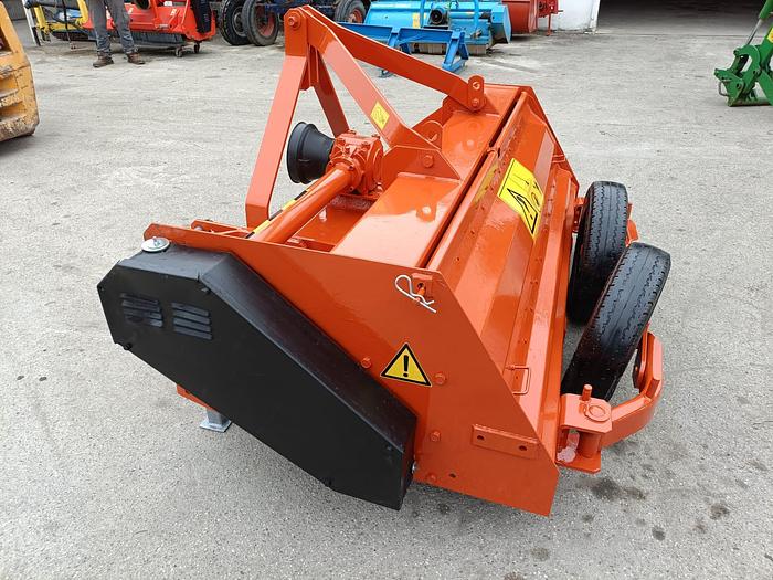 Usato Trincia a coltelli Agrimaster da 2,20m