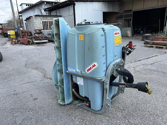 Usato Botte da diserbo Ideal Alpine 3 quintali
