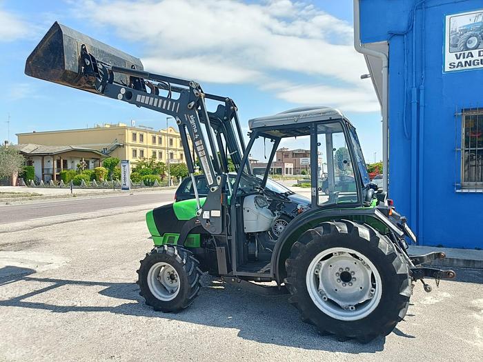 Usato Deutz Agroplus 320 con caricatore-ore 3000 circa