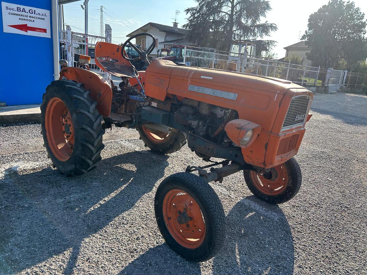 Usato Fiat 215- targa e libretto