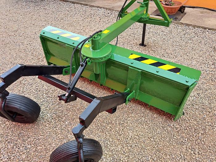 Usato Ruspetta idraulica da 2m con ruote