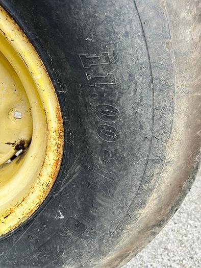 Usato John Deere 4230