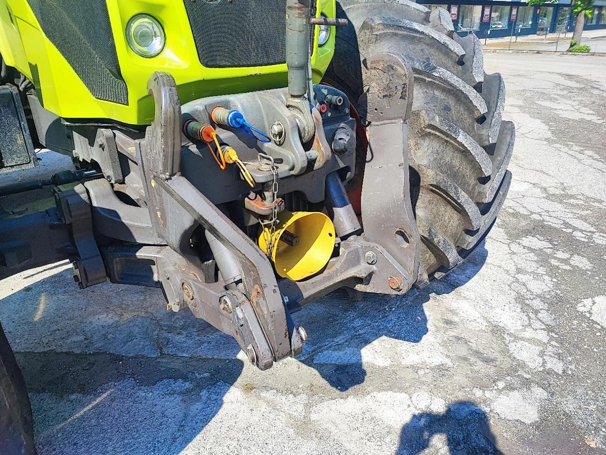 Usato Claas Axion 850 CEBIS-5600 ore