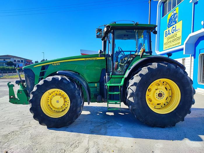 Usato John Deere 8330 -cambio e motore nuovi