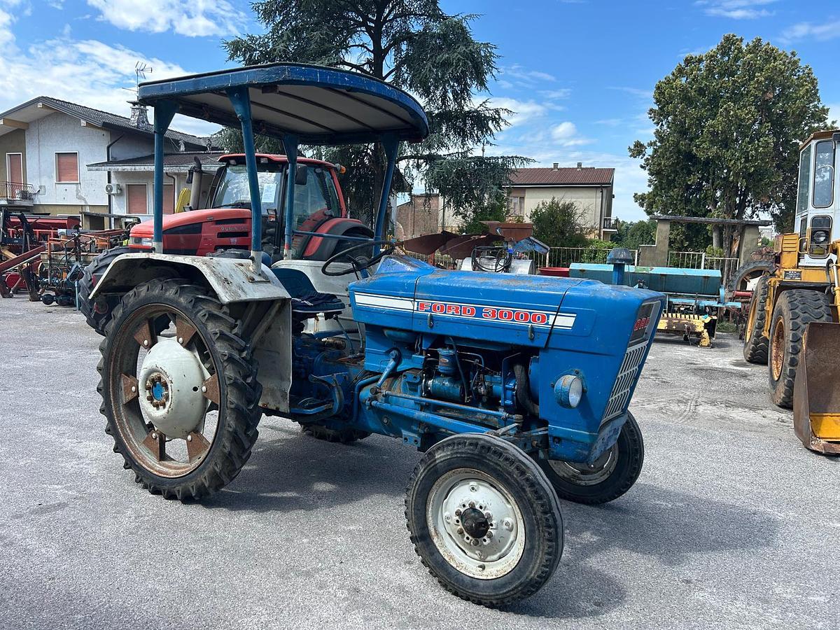 Usato Ford 3000 arco di protezione con tettuccio