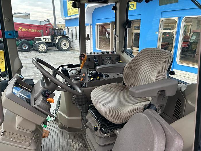 Usato John Deere 6155 M con caricatore JD