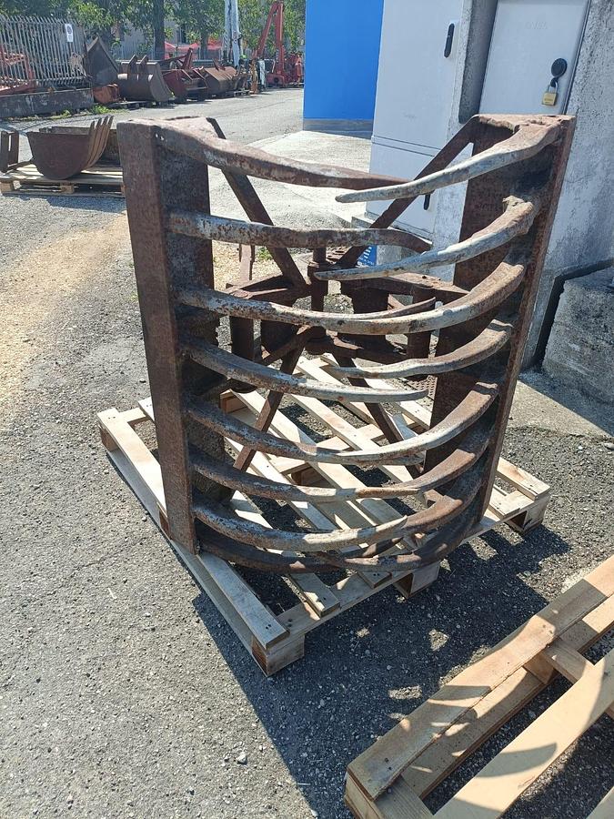 Usato Benne per caricaletame o escavatore