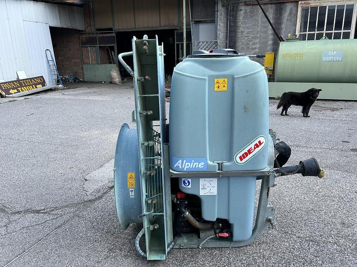 Usato Botte da diserbo Ideal Alpine 3 quintali