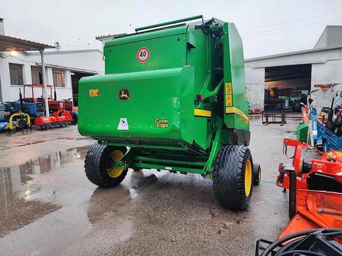 Usato Rotopressa JD 852N-camera var-rete e spago