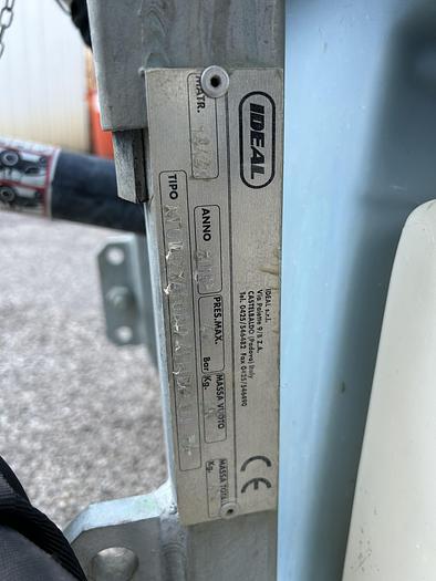 Usato Botte da diserbo Ideal Alpine 3 quintali