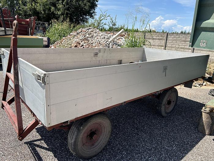 Usato Rimorchio agricolo Artigiano due assi