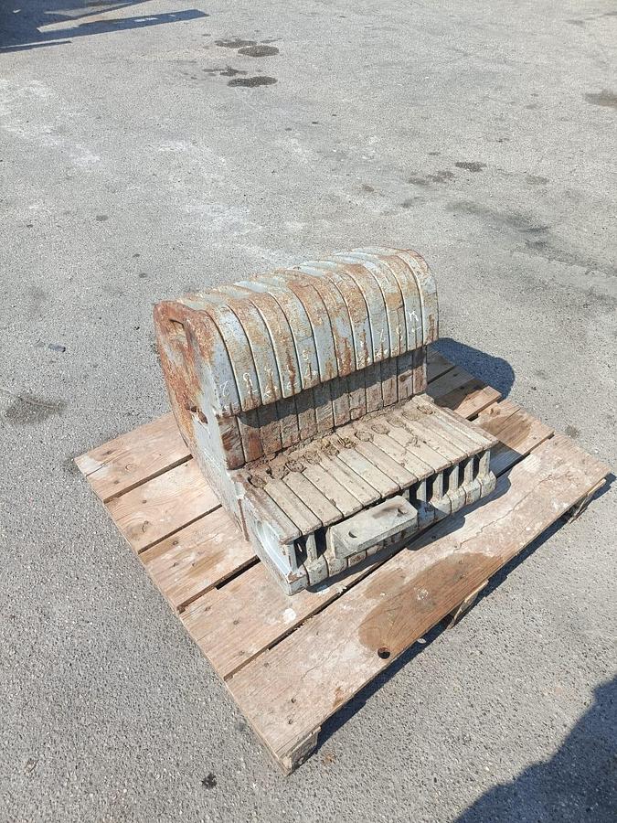 Usato Zavorre e porta zavorre per trattore-diverse marche