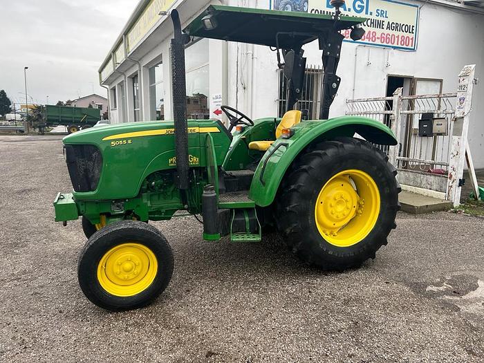 Usato John Deere 5055 E-CV 57-anno 2013- 5300 ore
