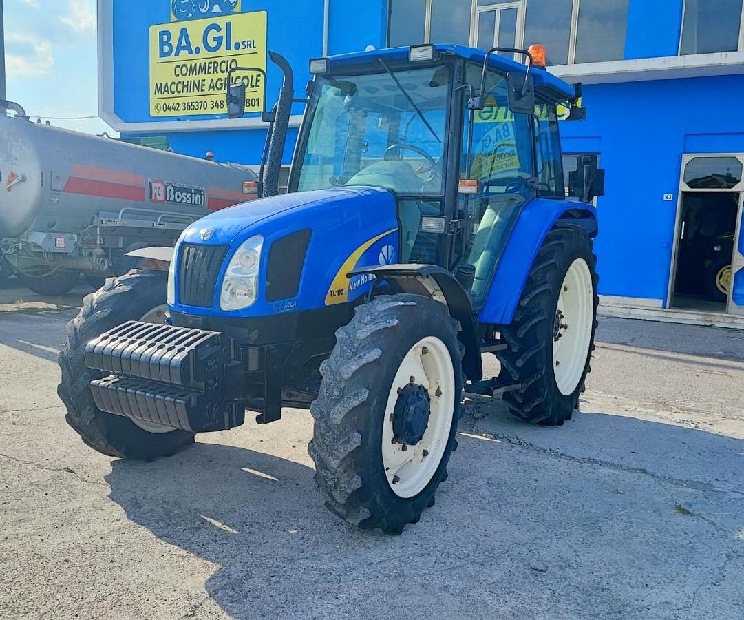 Usato New Holland TLA 100-fr.aria-4500 ore