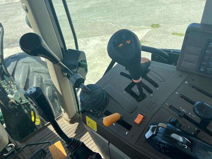 Usato John Deere 6820- CV 150- anno 2004- ore 6500