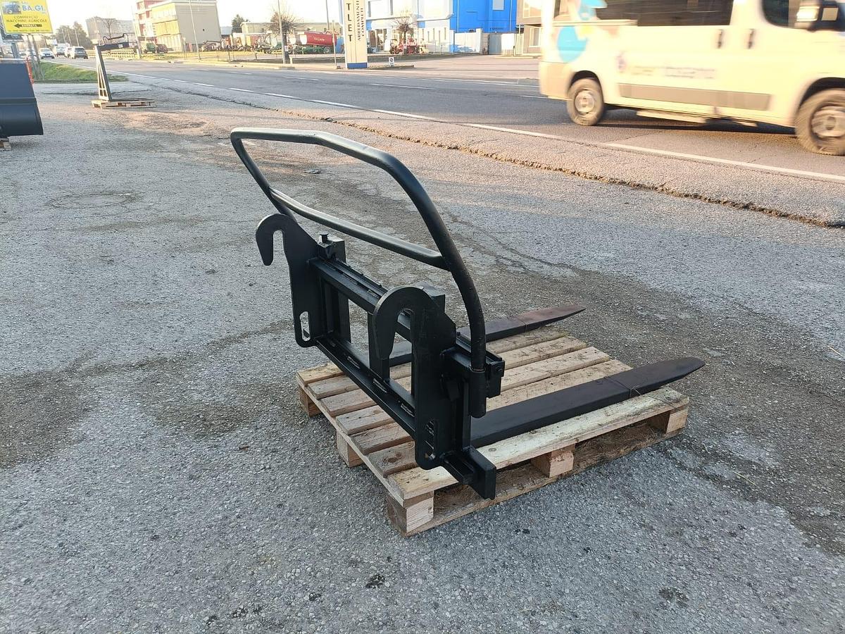 Usato Forche per telescopico Terexlift 2506