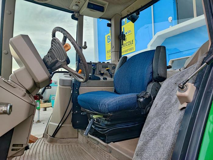 Usato John Deere 6130 caricatore Mailleux T408