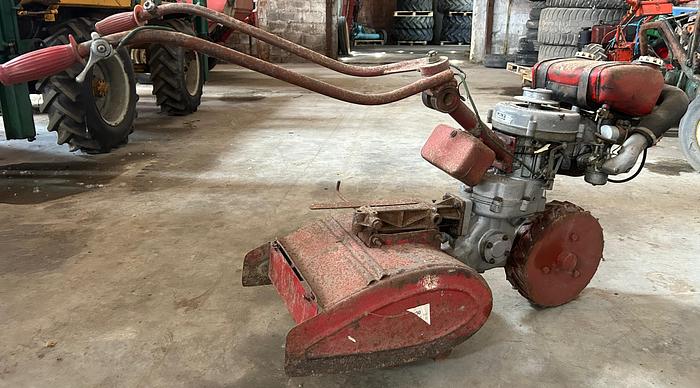 Usato Motocoltivatore Benassi con fresa da 33 cm