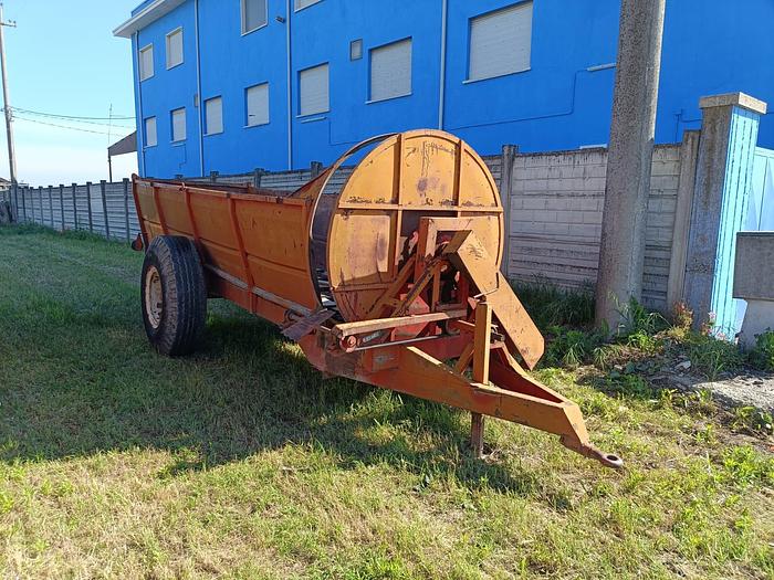Usato Spandiletame Annovi da 50 quintali