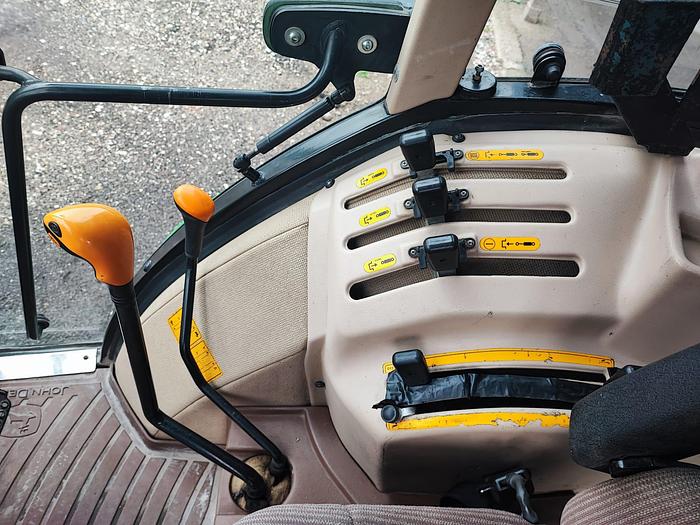 Usato John Deere 5515 DT-inversore-freni olio 120q