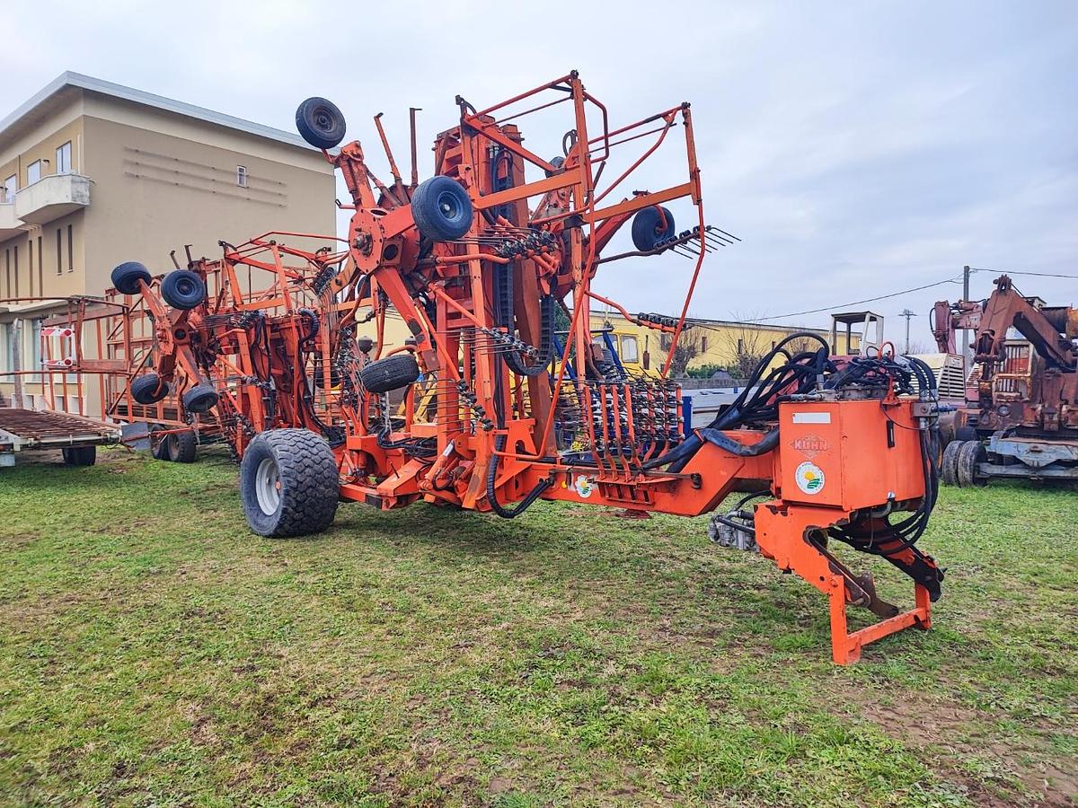 Usato Ranghinatore/Andanatore Kuhn GA15021