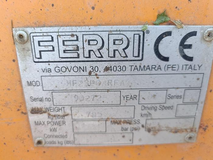 Usato Trincia marca Ferri a coltelli modello F230