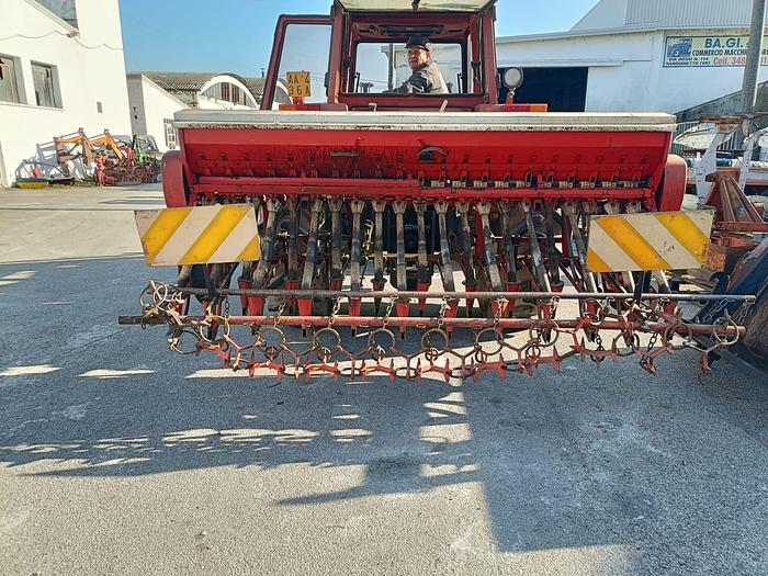 Usato Seminatrice da grano Carraro pampas 300