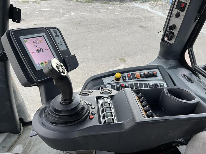 Usato JCB Fastrac 8250 V Tronic- anno 2010