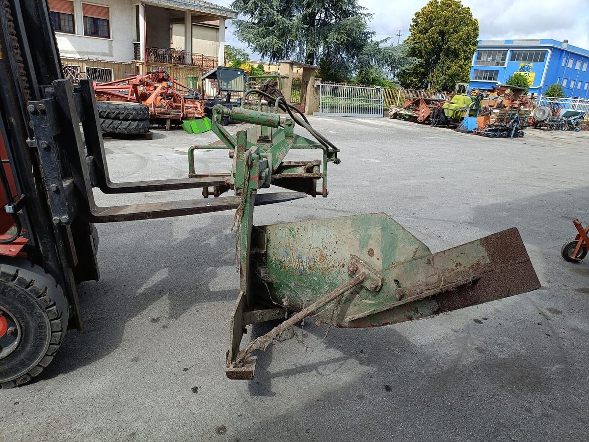 Usato Aratro monovomere singolo Nardi